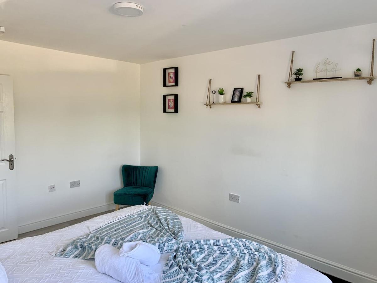 Modern & Cosy 2-Bed Apartment Near Nec, Airport & Jlr! Бирмингем Экстерьер фото